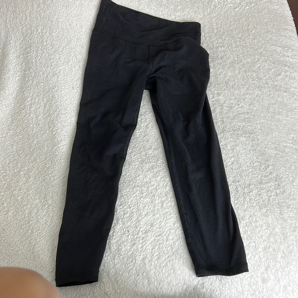 Plain black leggings